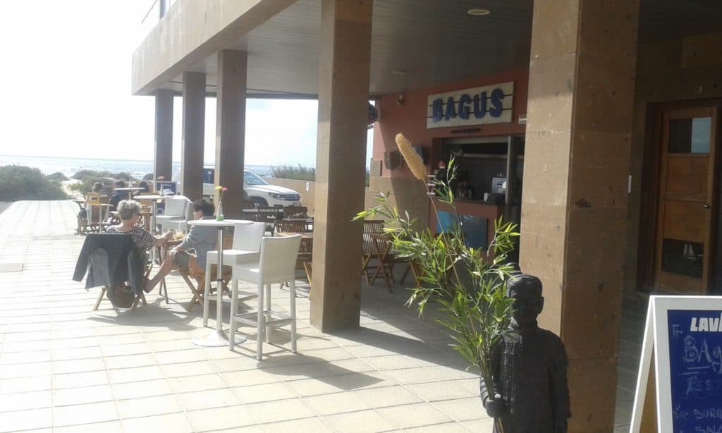 El Cotillo Bars | Where to drink in El Cotillo 11 Bagus Beach Bar