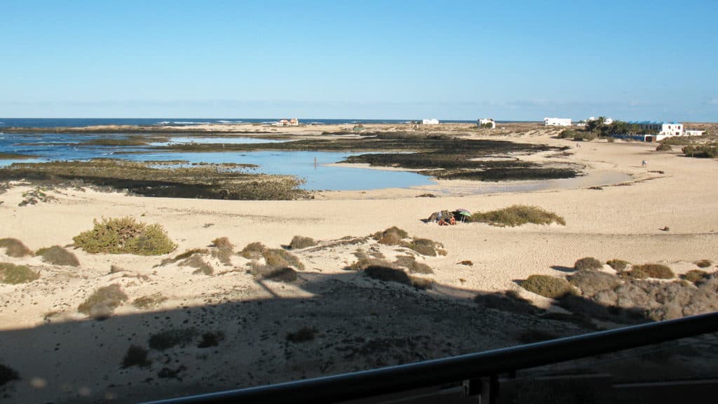 Selected Holiday Apartments in El Cotillo Fuerteventura 2 owners direct el cotillo