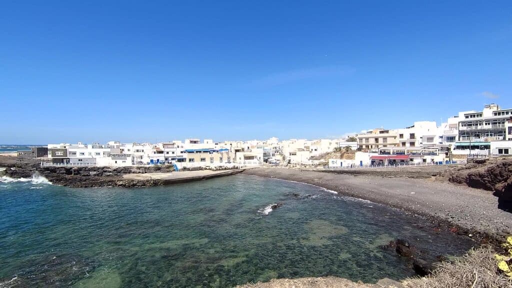 El Cotillo Bars and restaurants in the Old Harbour